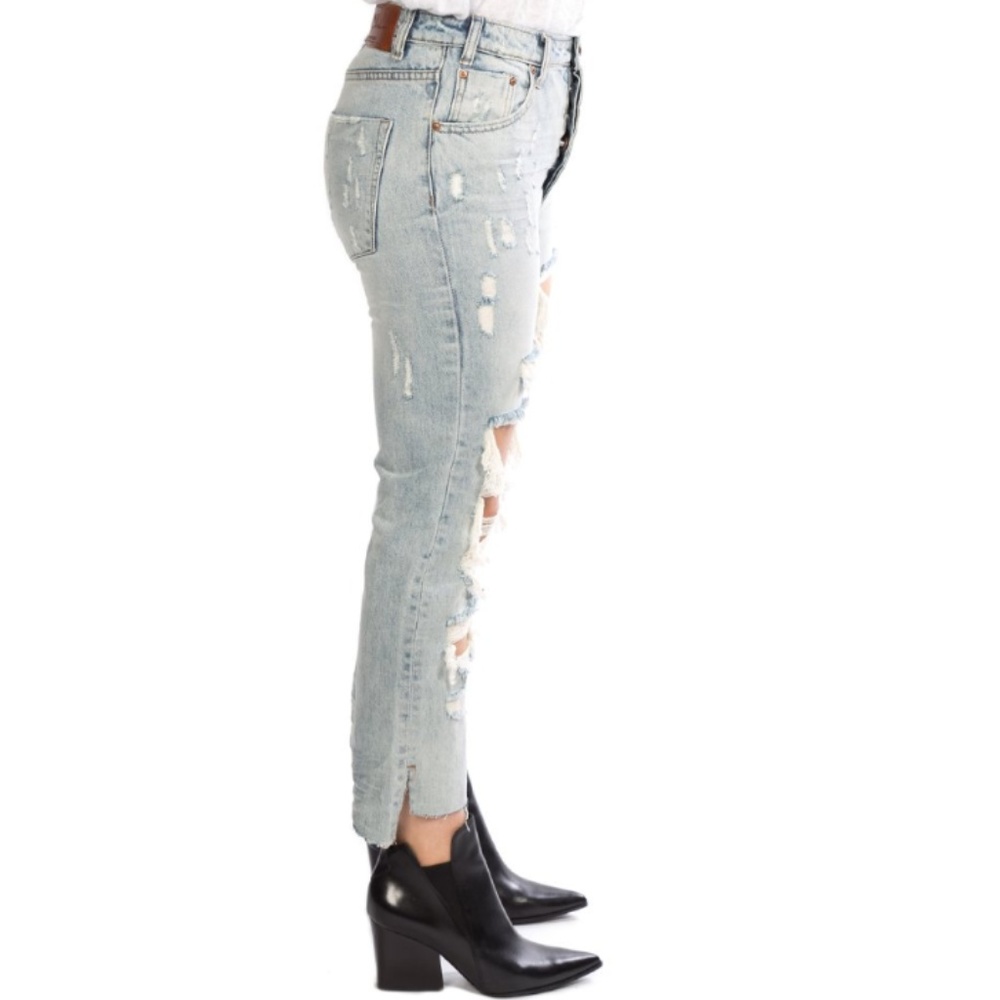 ONE x One Teaspoon Hooligan Trashed Bleached Crop - Picture 2 of 8